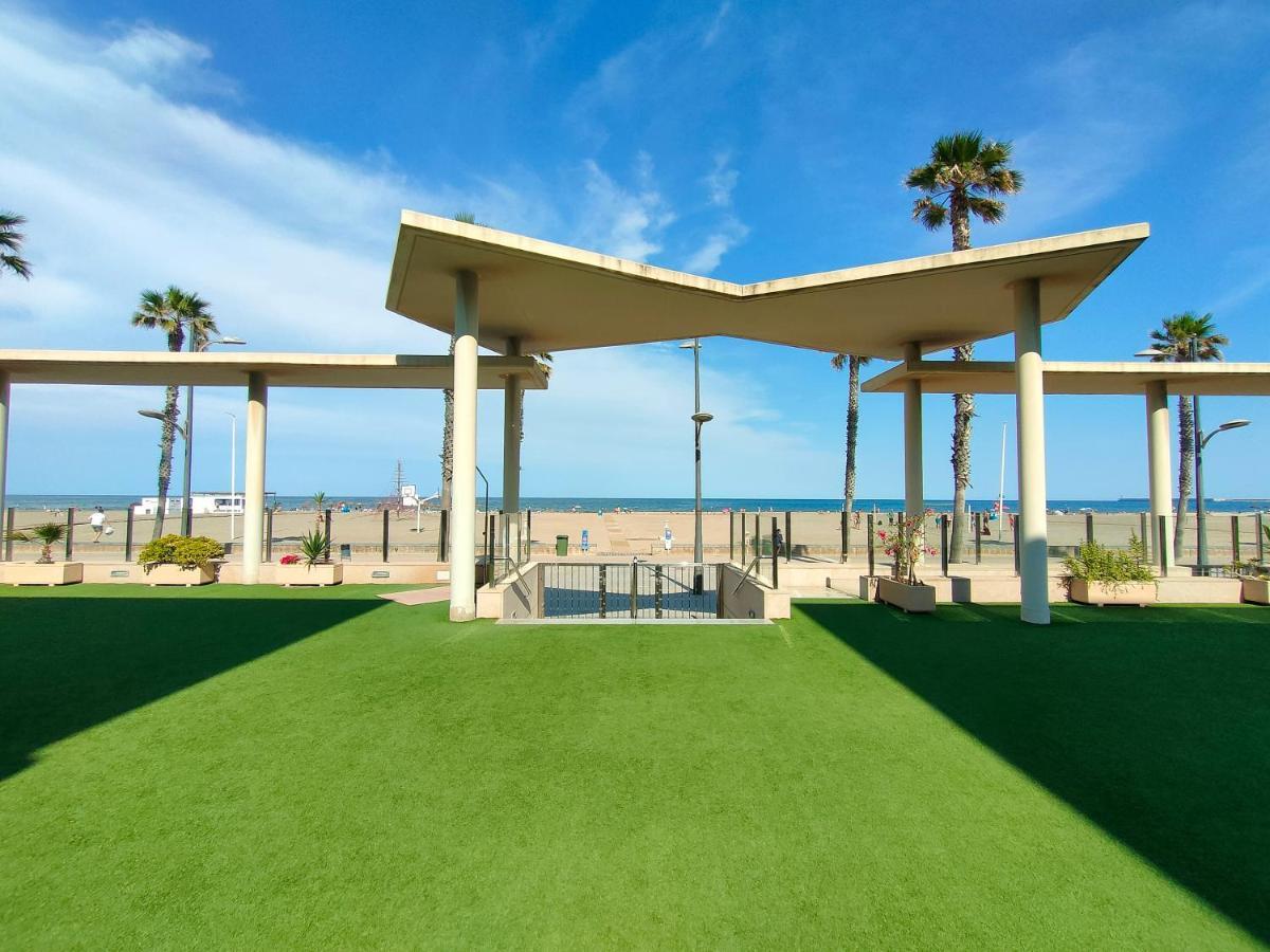 Non Stress Arena Primera Linea De Playa Валенсія Екстер'єр фото